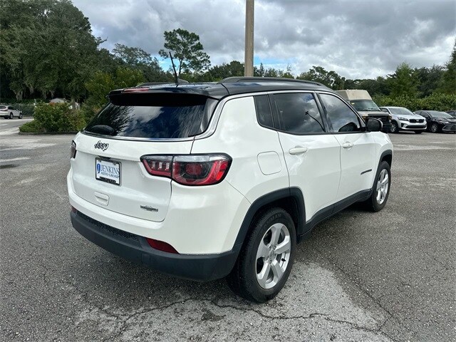2019 Jeep Compass Latitude photo 4