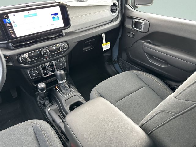 2025 Jeep Wrangler 4-Door Sport - Photo 18