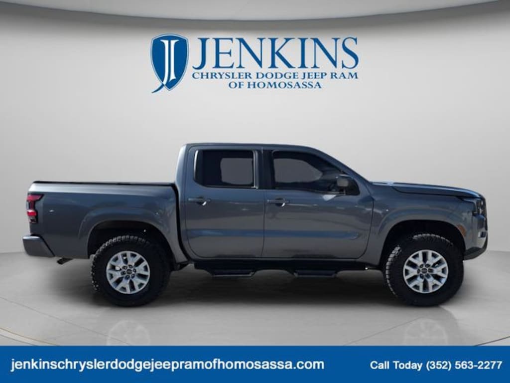 Used 2022 Nissan Frontier SV Truck Crew Cab