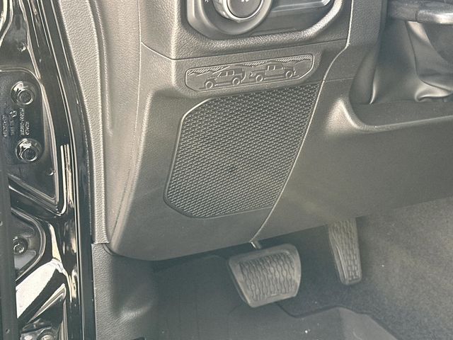 2025 Jeep Wrangler 4-Door Sport - Photo 17
