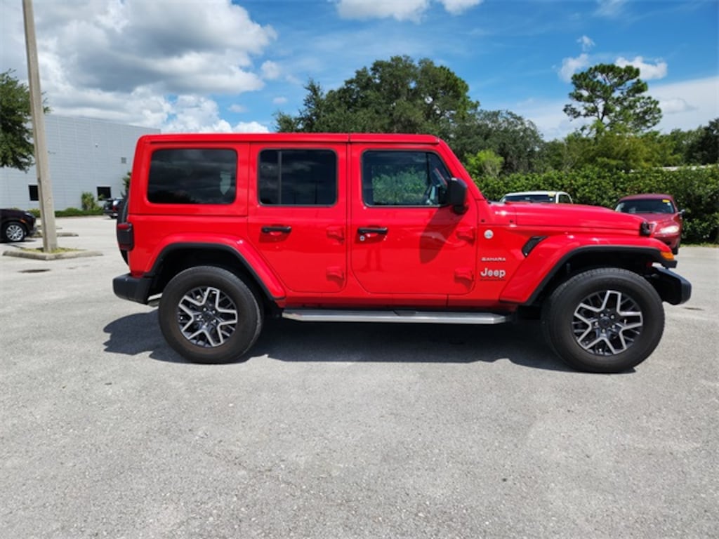 Used 2024 Jeep Wrangler Sahara SUV