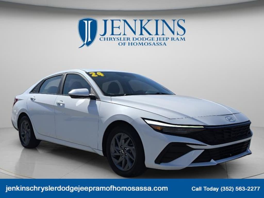 Used 2024 Hyundai Elantra SEL Sedan