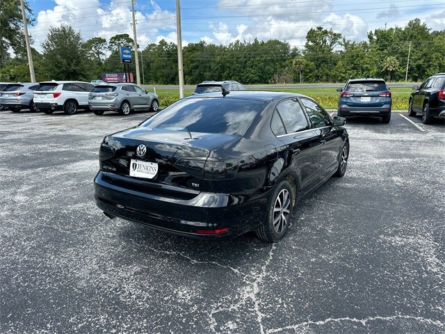 2017 Volkswagen Jetta 1.4T SE photo 4