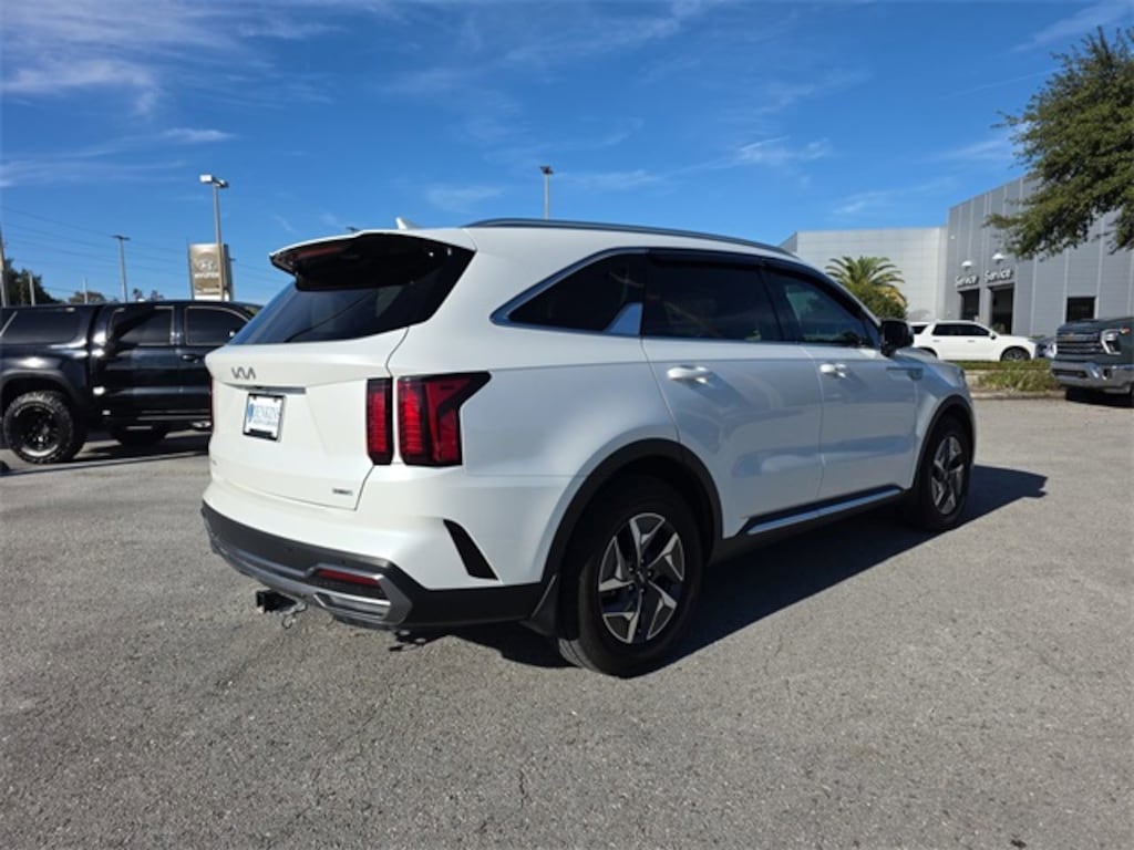 Used 2023 Kia Sorento Hybrid EX SUV