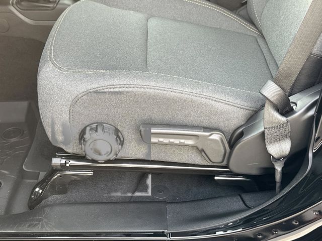 2025 Jeep Wrangler 4-Door Sport - Photo 18