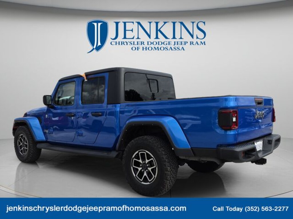 Used 2021 Jeep Gladiator Overland Truck Crew Cab
