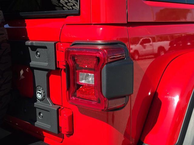 2024 Jeep Wrangler 4-Door Rubicon 392 - Photo 14