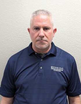 Staff member Robin Willbur from 3bea95b8c5d0
