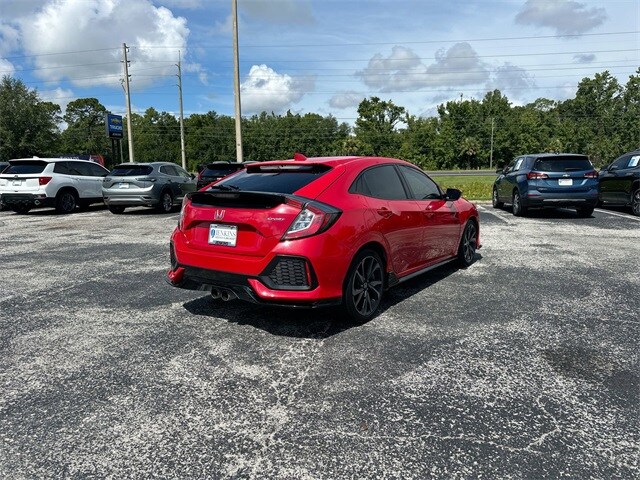 2017 Honda Civic Sport Hatchback photo 4