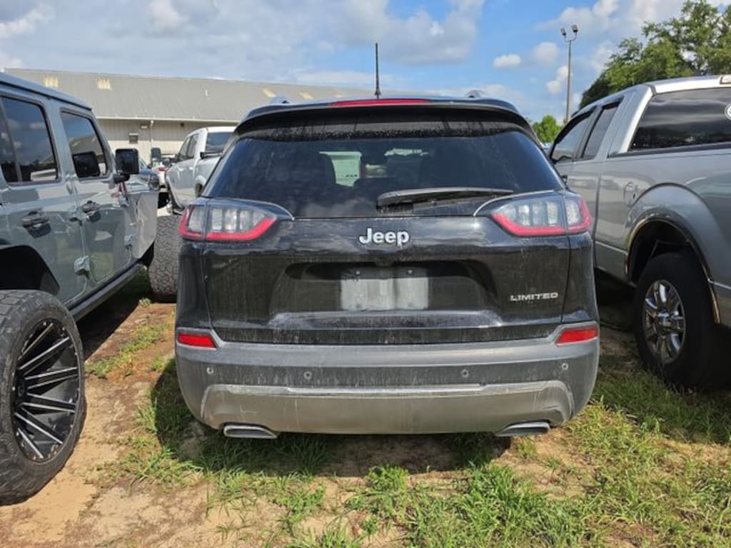 Used 2021 Jeep Cherokee Limited SUV
