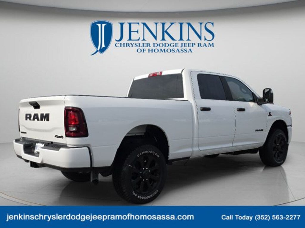 New 2026 Ram 2500 BIG HORN CREW CAB 4X4 6'4 BOX Pickup