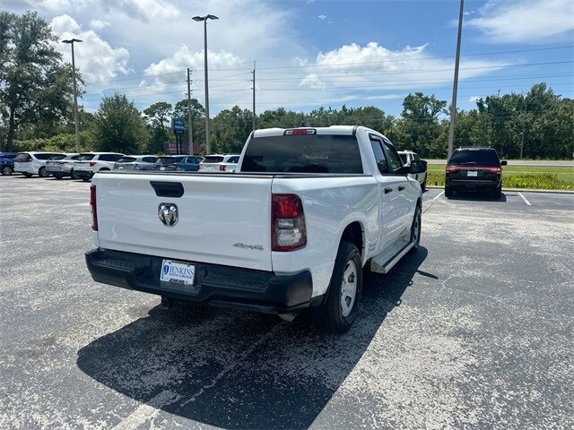 2023 Ram 1500 Tradesman photo 3