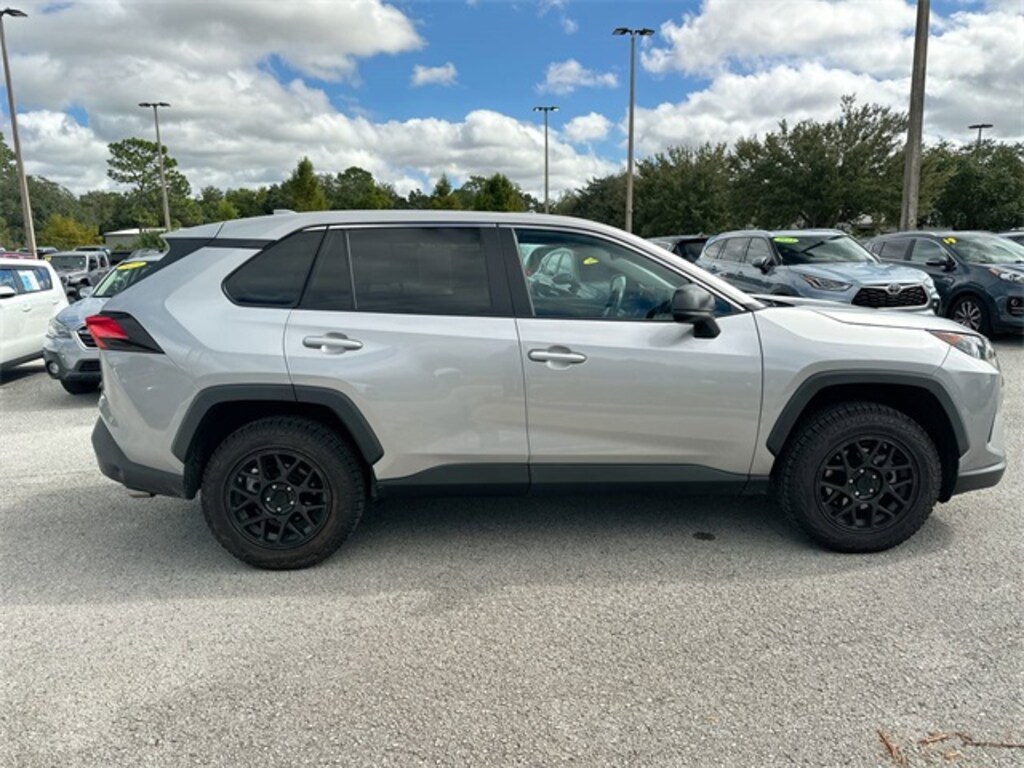 Used 2022 Toyota RAV4 LE SUV