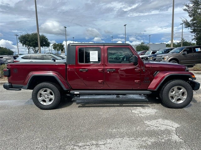 2021 Jeep Gladiator Sport photo 2