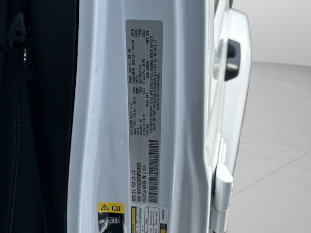 2025 Jeep Wrangler 4-Door Sahara - Photo 32