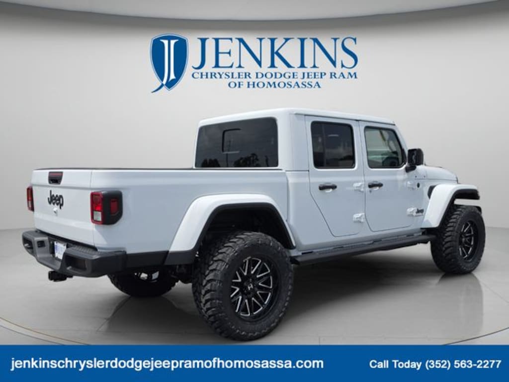 New 2026 Jeep Gladiator SPORT S 4X4 Pickup