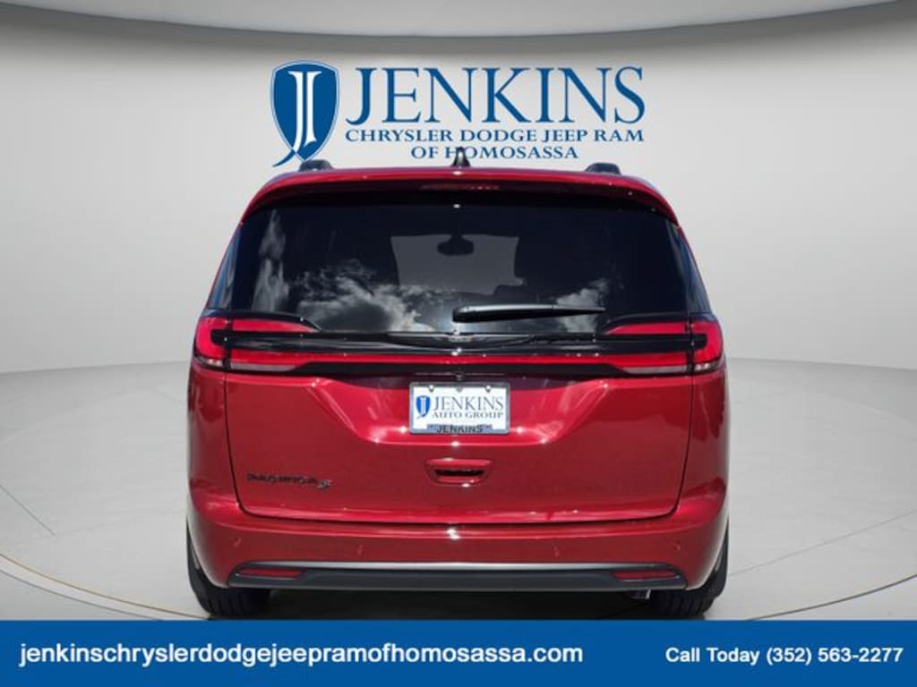 New 2026 Chrysler Pacifica SELECT Passenger Van