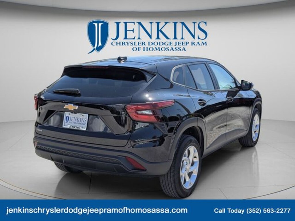 Used 2024 Chevrolet Trax LS SUV