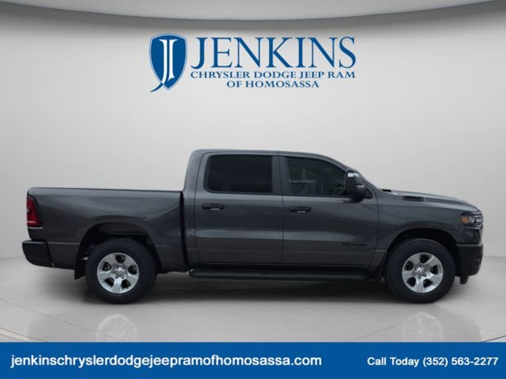 New 2026 Ram 1500 TRADESMAN CREW CAB 4X2 5'7 BOX Pickup