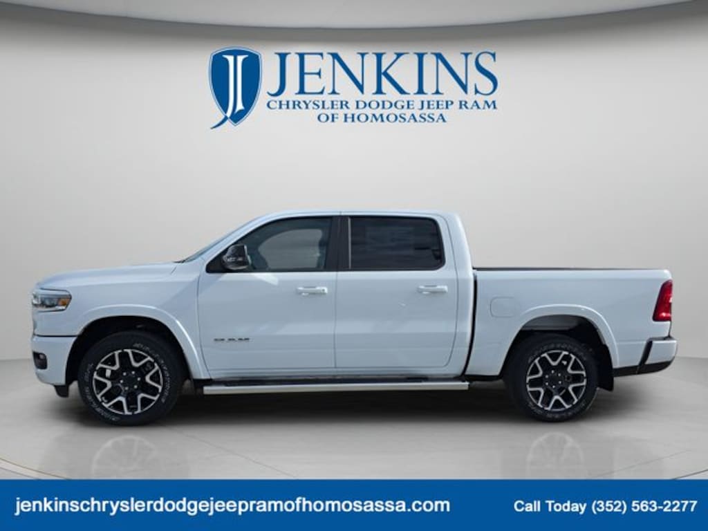 New 2026 Ram 1500 LARAMIE CREW CAB 4X4 5'7 BOX Pickup