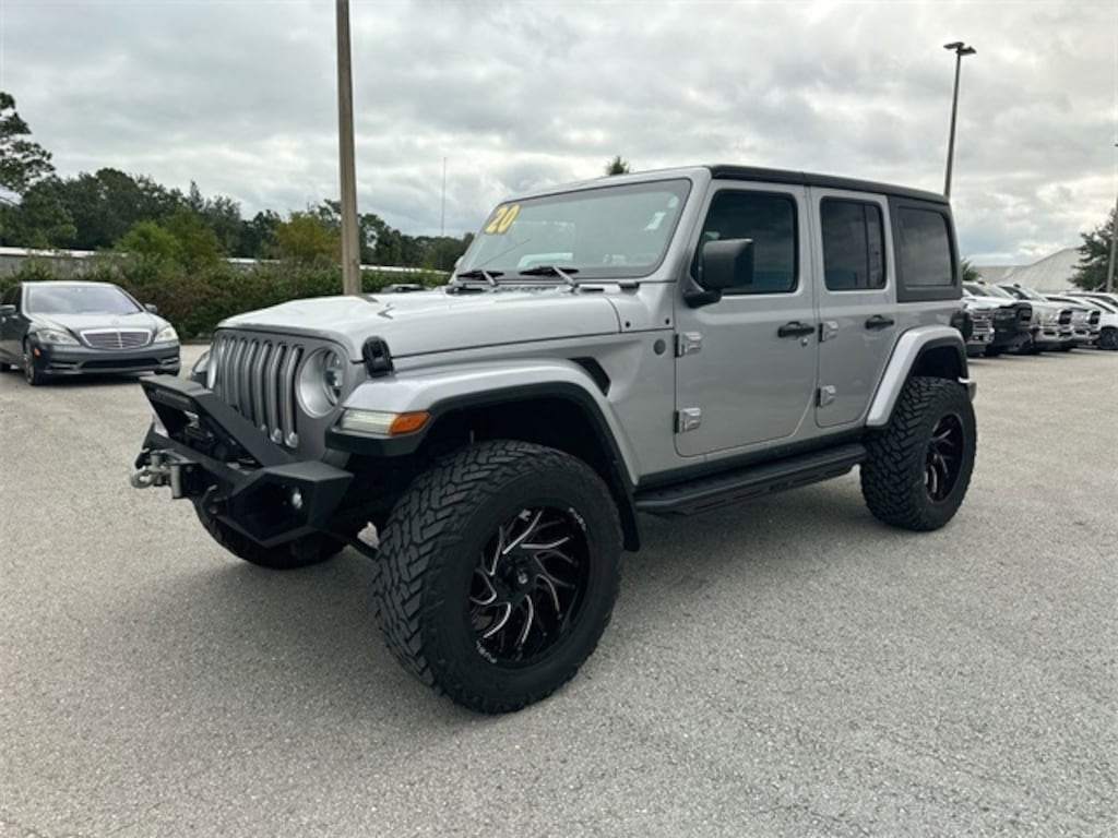 Used 2020 Jeep Wrangler Unlimited Sahara SUV