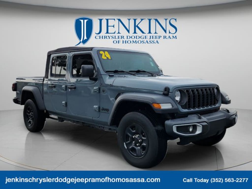 Used 2024 Jeep Gladiator Sport Truck Crew Cab