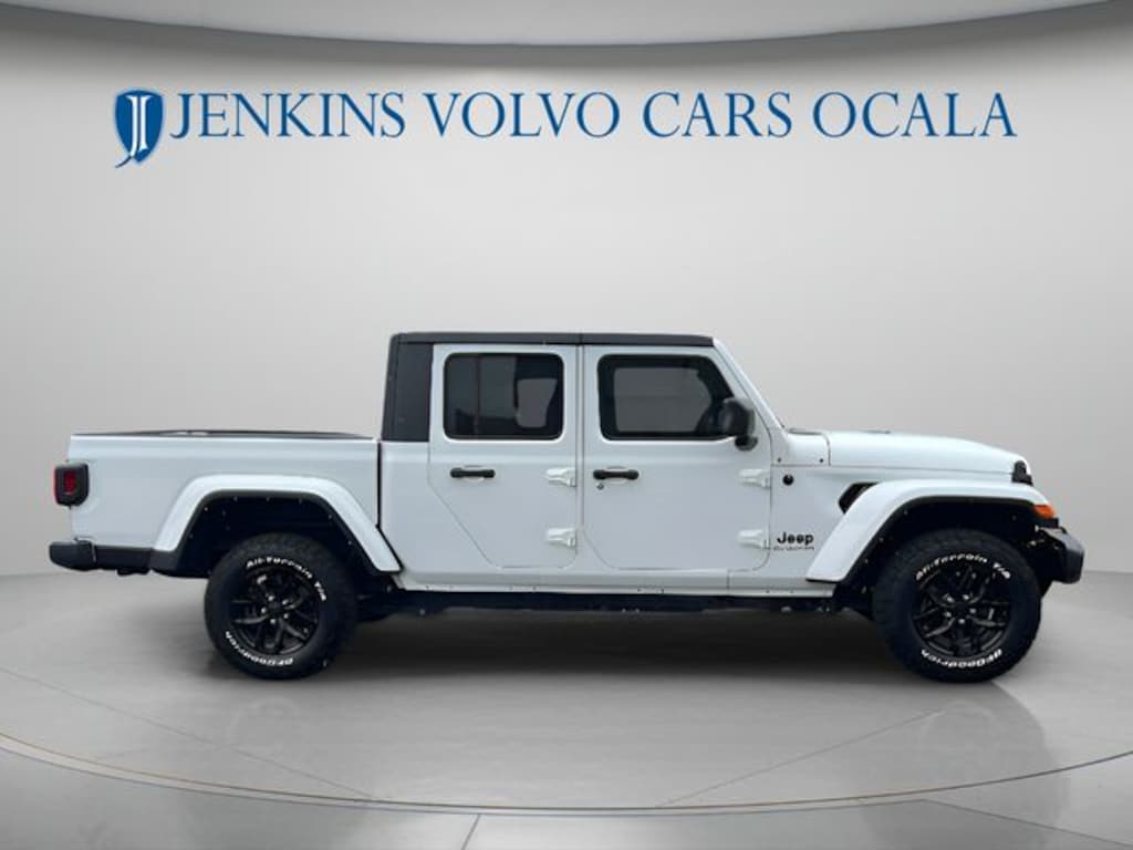 Used 2022 Jeep Gladiator Sport Truck Crew Cab