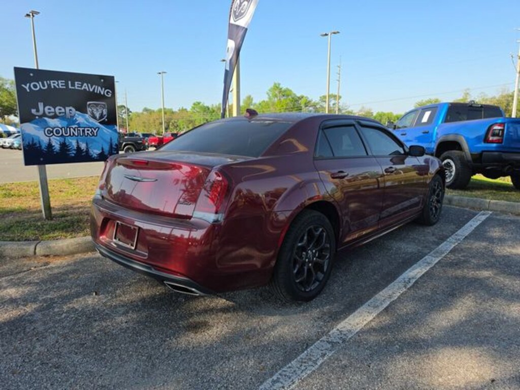 Used 2023 Chrysler 300 Touring L Sedan