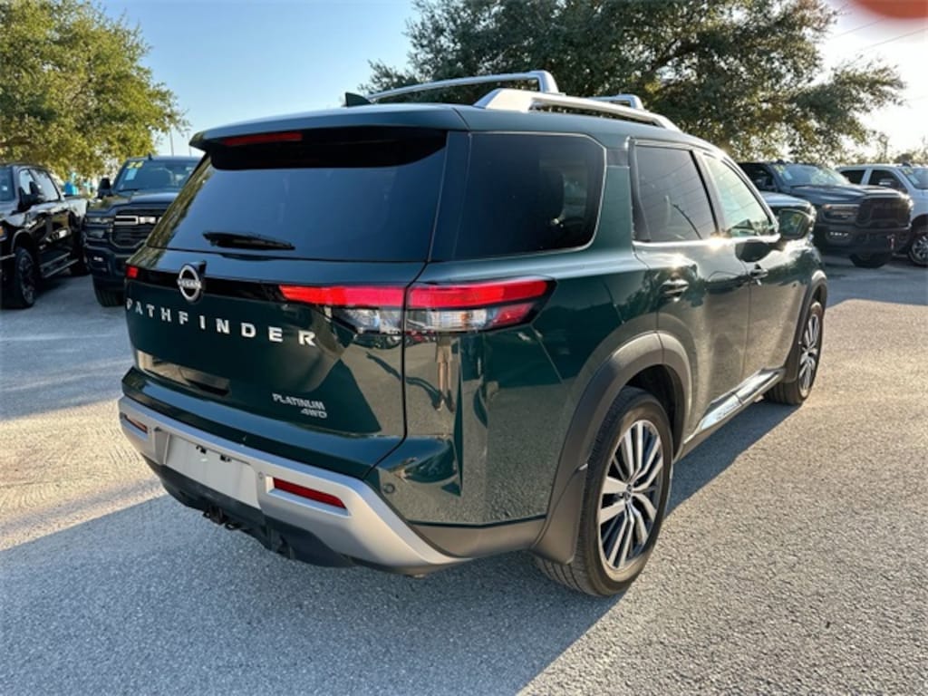 Used 2022 Nissan Pathfinder Platinum SUV