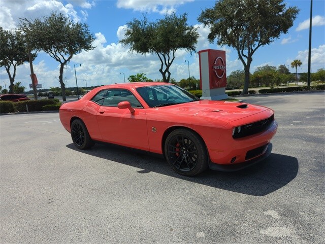 2021 Dodge Challenger R/T Scat Pack photo 2