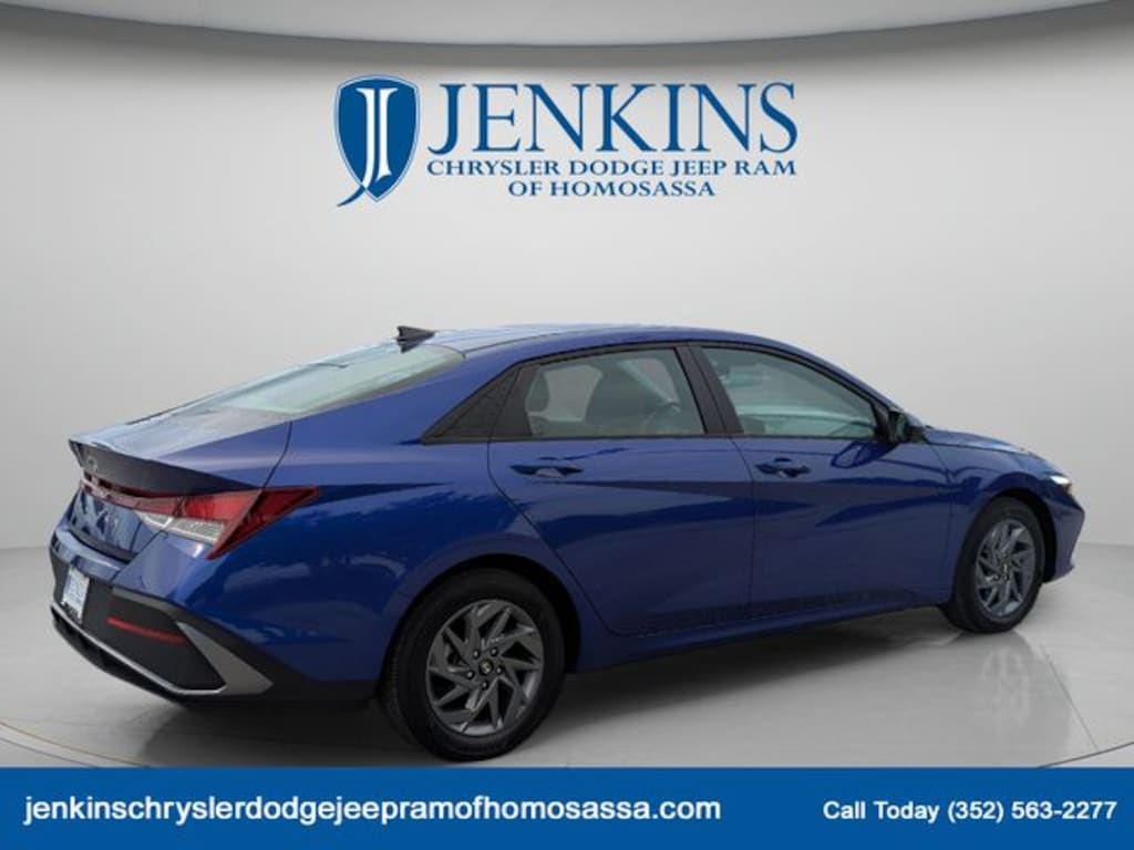 Used 2024 Hyundai Elantra SEL Sedan