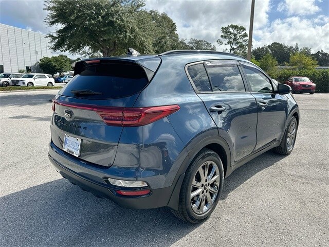 2022 Kia Sportage Nightfall Edition photo 4