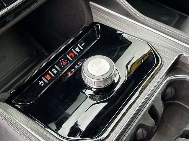 2023 Jeep Wagoneer Series III - Photo 26