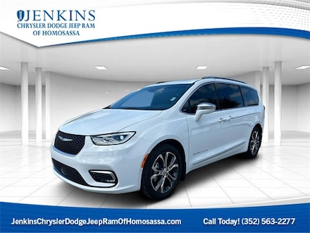 2024 Chrysler Pacifica Pinnacle Van Passenger Van