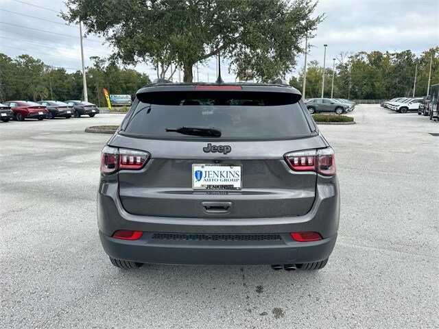 2022 Jeep Compass Latitude photo 4
