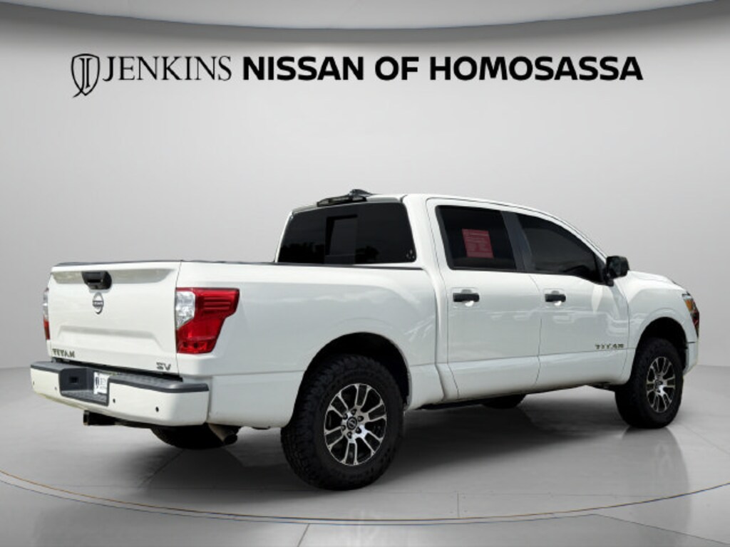 Used 2023 Nissan Titan SV Truck Crew Cab