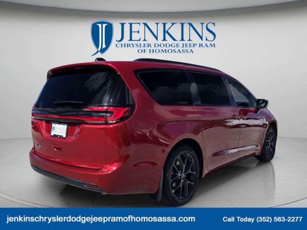 New 2026 Chrysler Pacifica SELECT Passenger Van