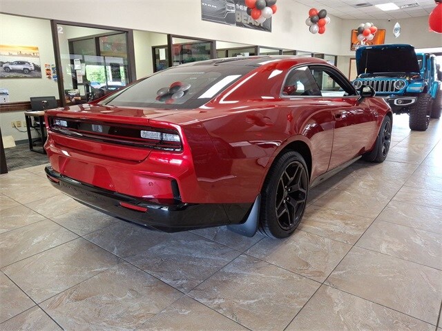 2024 Dodge Charger R/T photo 4