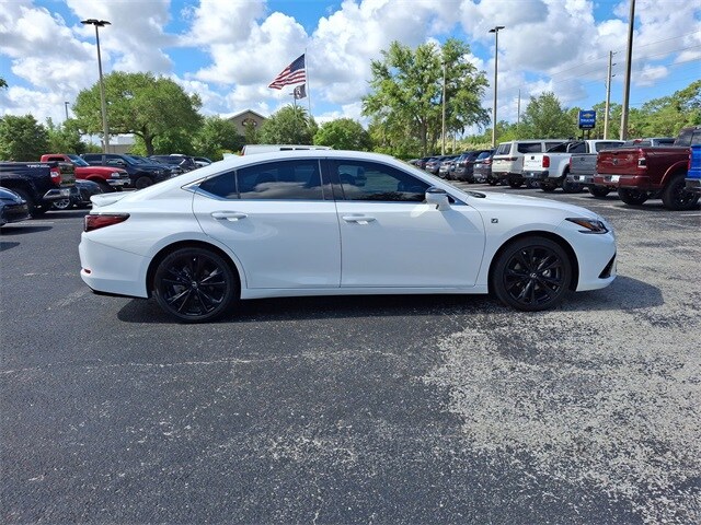 2023 Lexus ES 350 F SPORT Handling photo 3