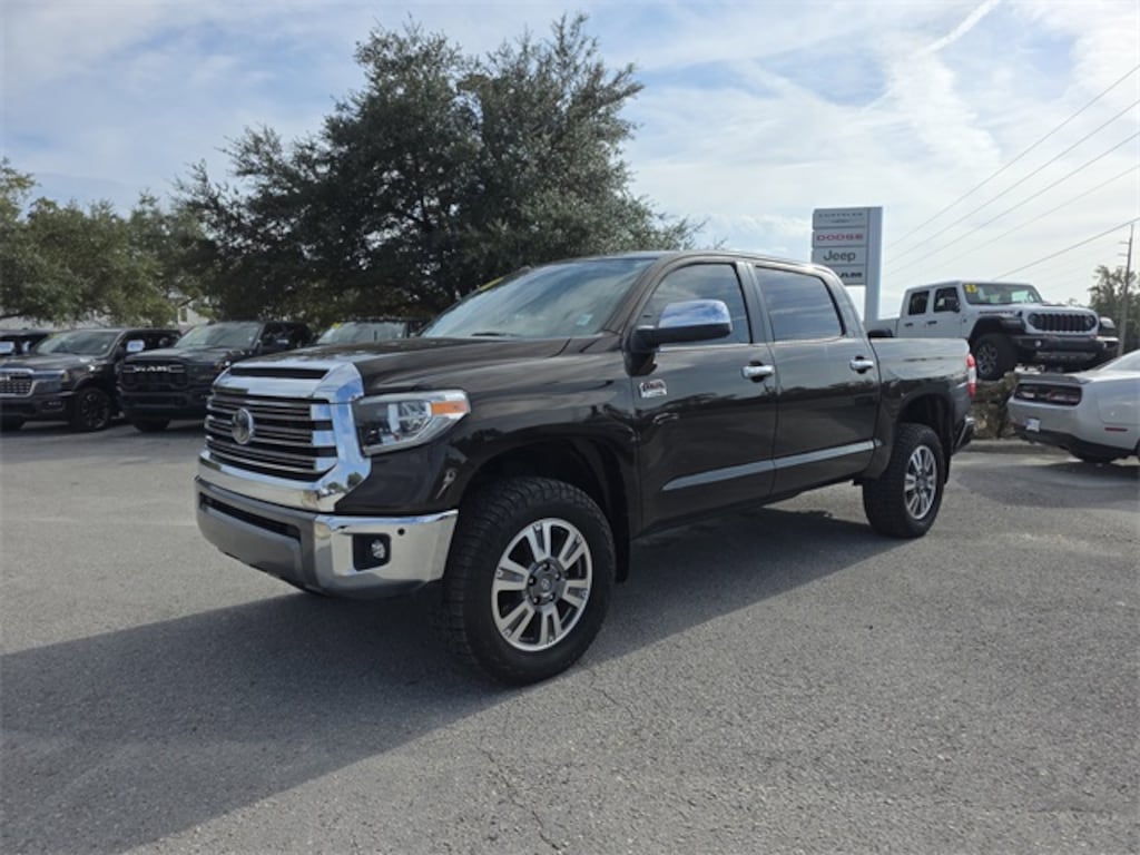 Used 2018 Toyota Tundra Truck CrewMax