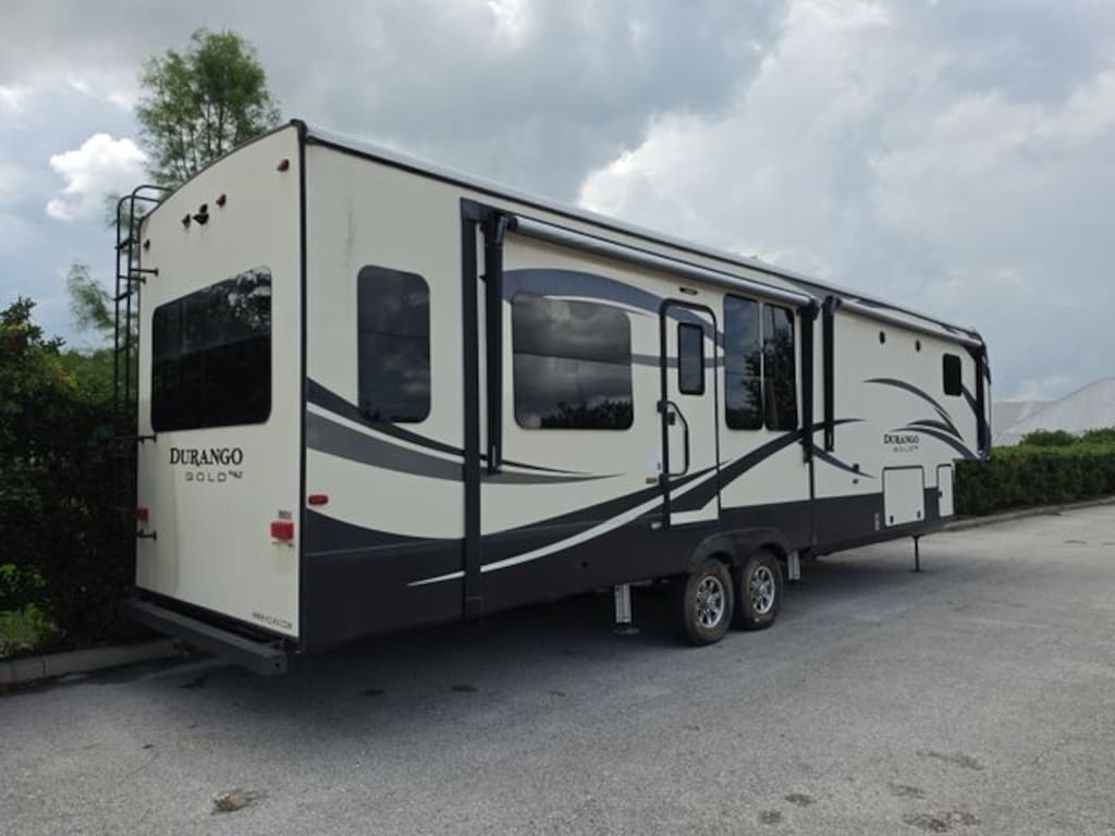 Used 2018 K-Z 40 FT Durango 5th Wheel Dual Pull Out Slides RV