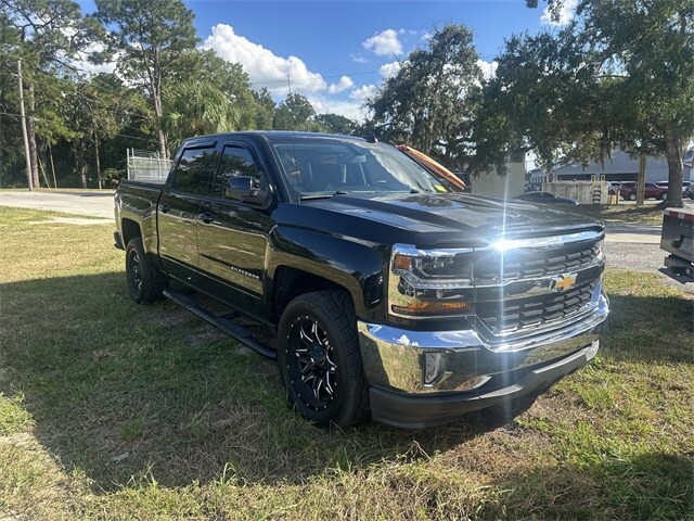 2017 Chevrolet Silverado 1500 photo 3