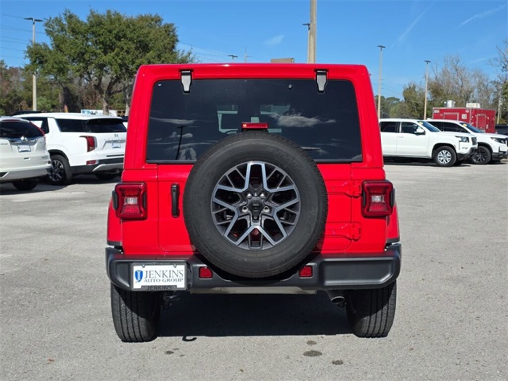 Used 2024 Jeep Wrangler Sahara SUV