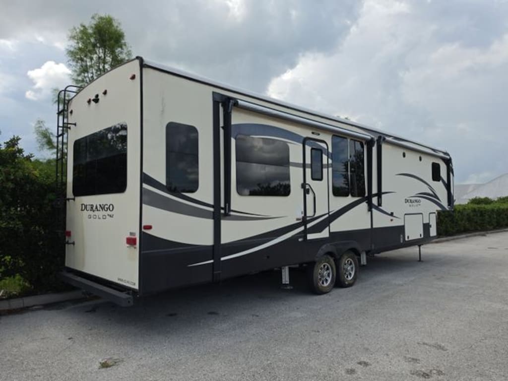 Used 2018 K-Z 40 FT Durango 5th Wheel Dual Pull Out Slides RV