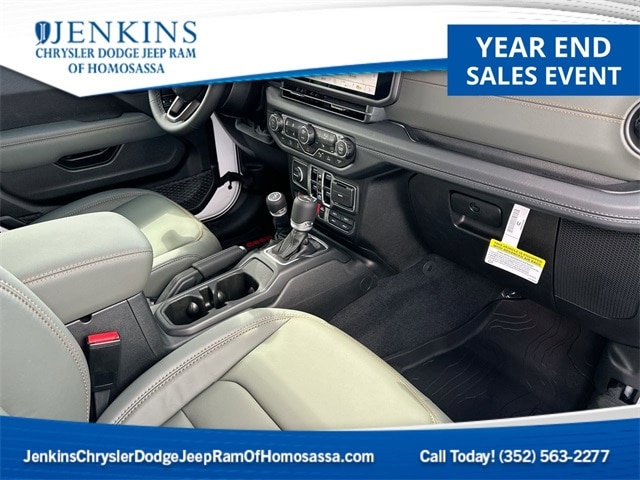 2025 Jeep Gladiator Mojave's photo