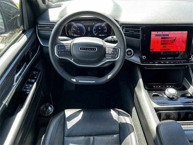 2024 Jeep Wagoneer L Series II photo 4