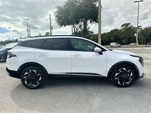 2023 Kia Sportage photo 2
