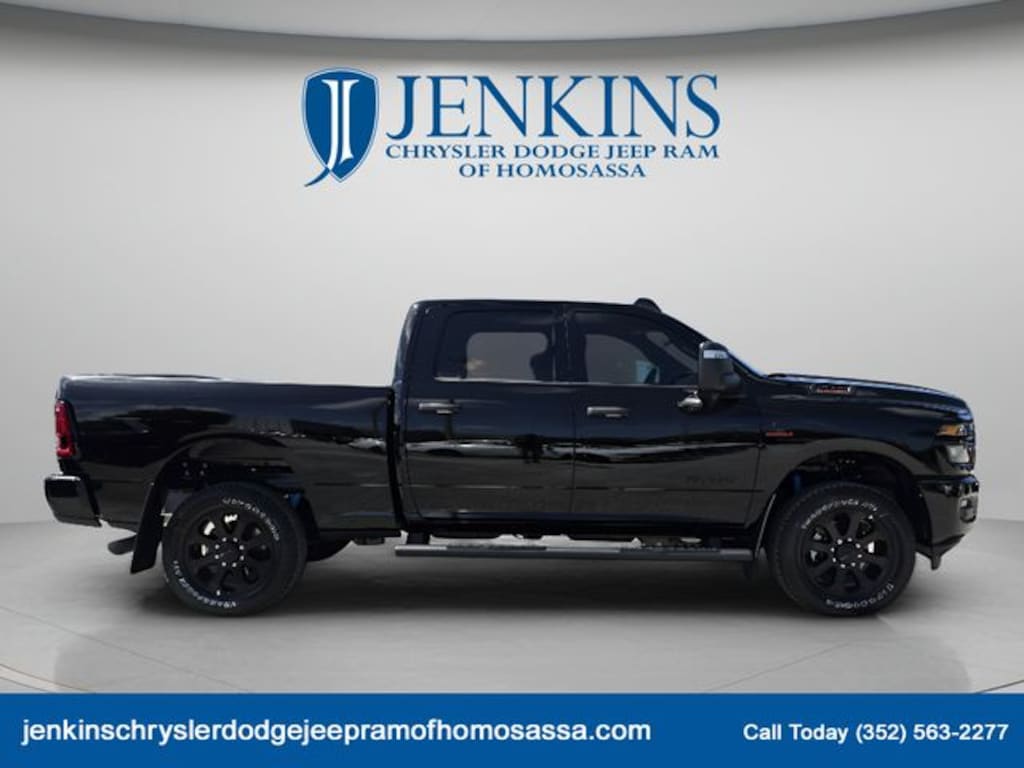 New 2026 Ram 2500 BIG HORN CREW CAB 4X4 6'4 BOX Pickup