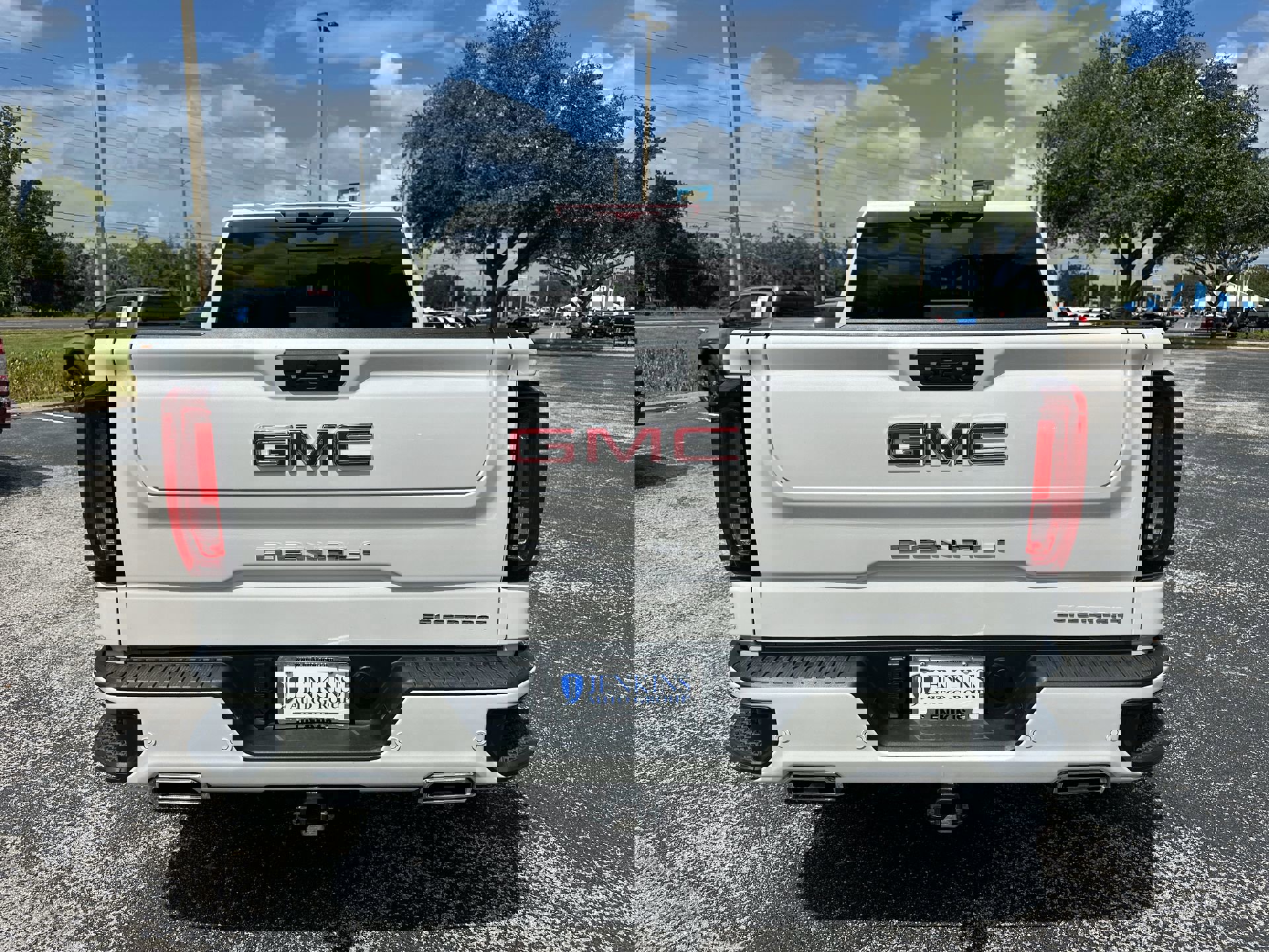 2024 Gmc Sierra 1500 Denali photo 3