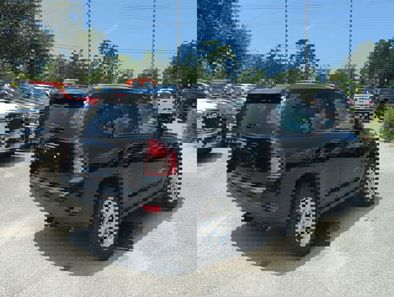 2015 Jeep Compass Sport photo 2